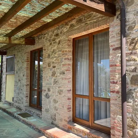 Podere Prataccio Κατάλυμα σε φάρμα *