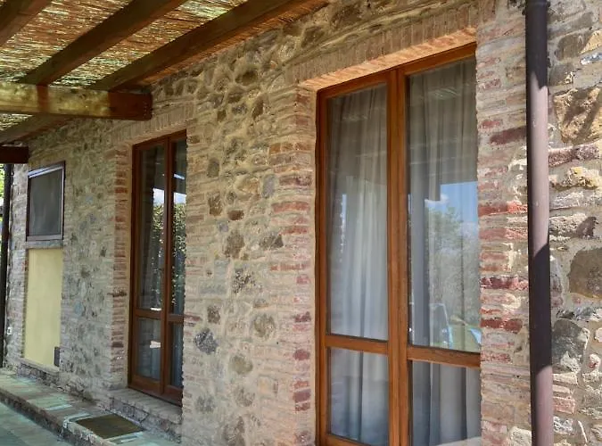 Podere Prataccio Κατάλυμα σε φάρμα *